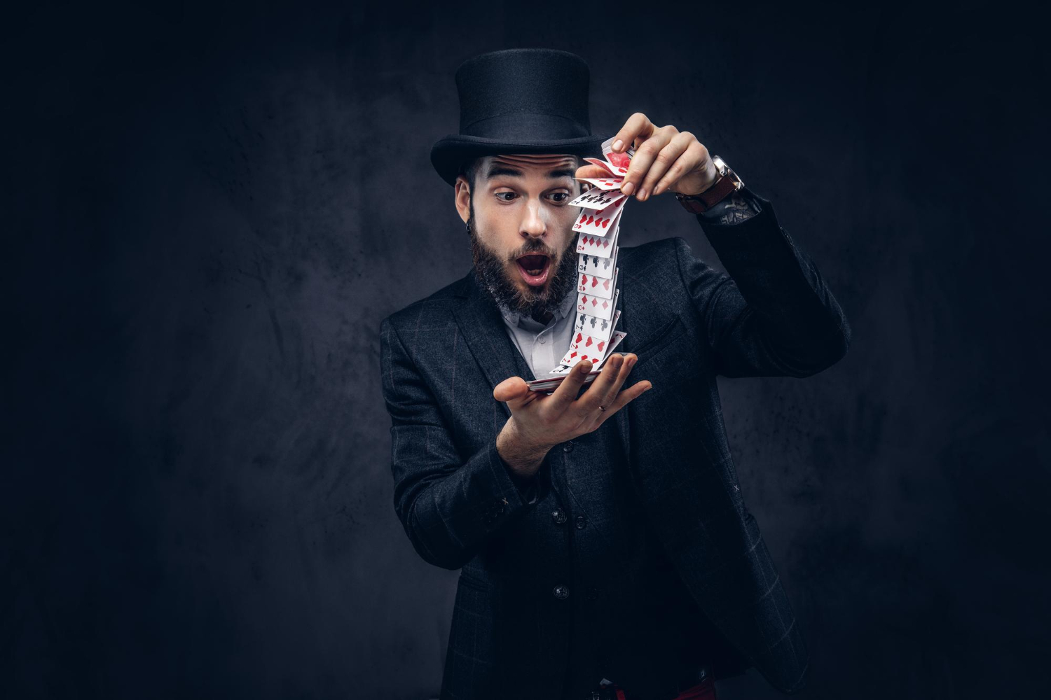 Interactive and Engaging: How Modern Magic Shows Captivate Audiences